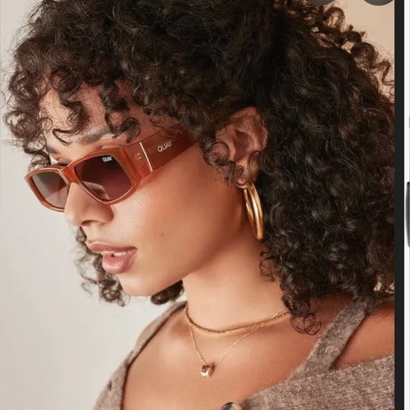 Quay No Envy‎ caramel rectangular edgy wrapped sunglasses new with acrylic case - Picture 7 of 10